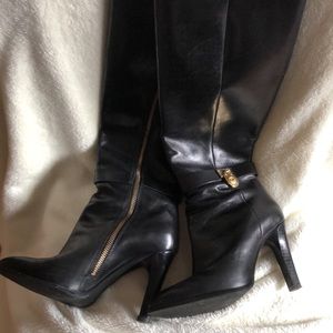 Michael Kors Hamilton heeled boots